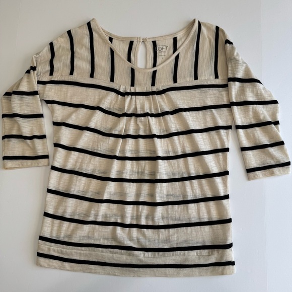 LOFT Petites SP Beige Black Stripe 3/4 Sleeve Knit Top Keyhole Back - Picture 11 of 13